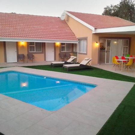 Benoni N12 Hotel Kültér fotó