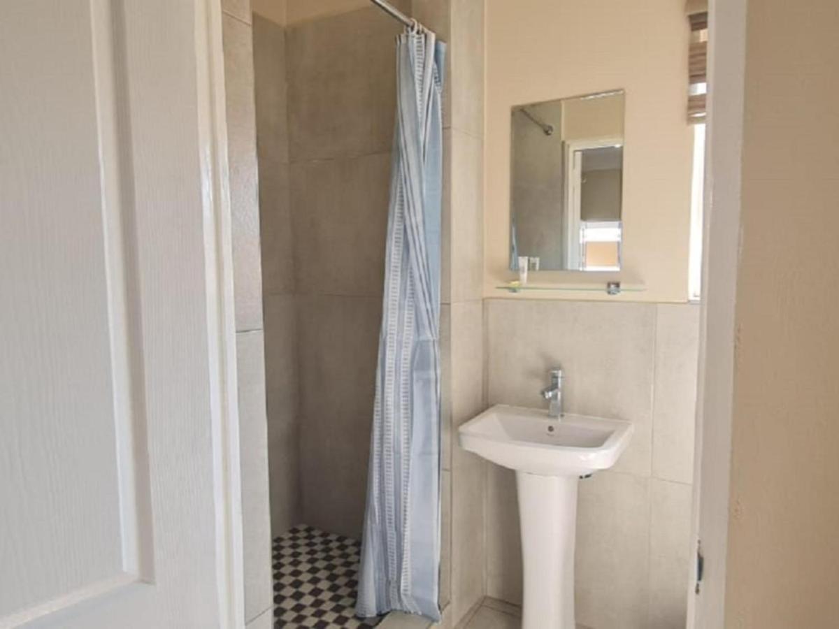 Benoni N12 Hotel Kültér fotó