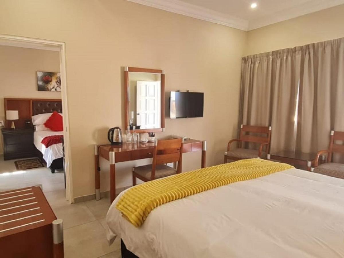 Benoni N12 Hotel Kültér fotó