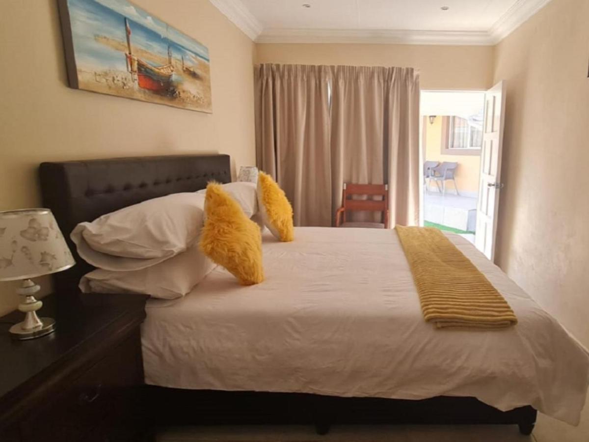 Benoni N12 Hotel Kültér fotó