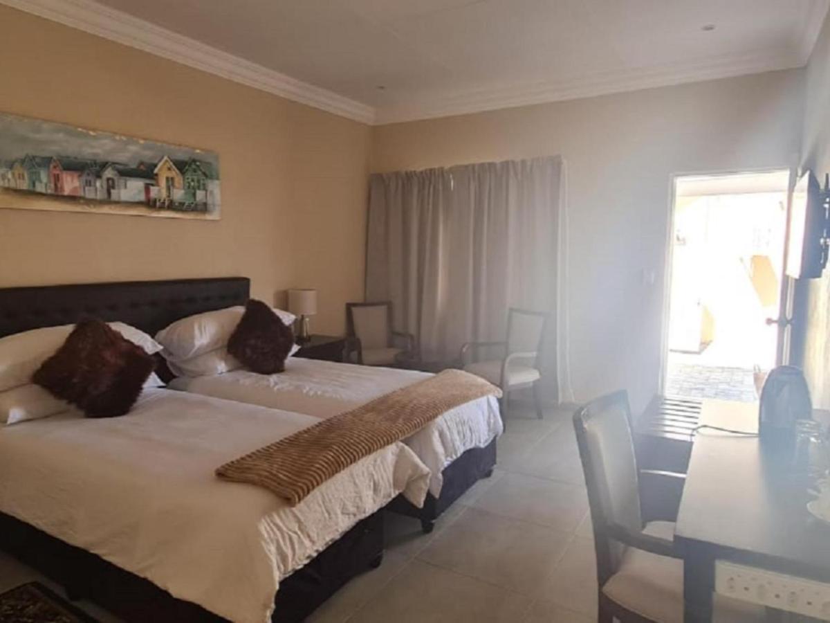 Benoni N12 Hotel Kültér fotó