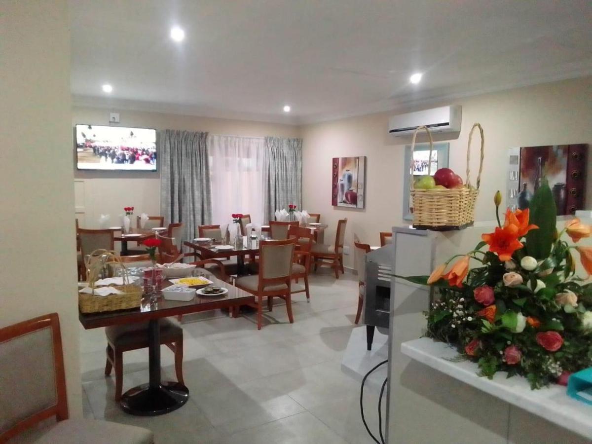 Benoni N12 Hotel Kültér fotó